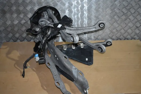 Bakre Vänster Fjädring Mercedes W222 W217 S63 6.3 OEM image 4