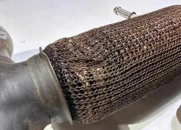 Tuyau flexible catalyseur OEM KKM13239 Chrysler Pacifica image 9
