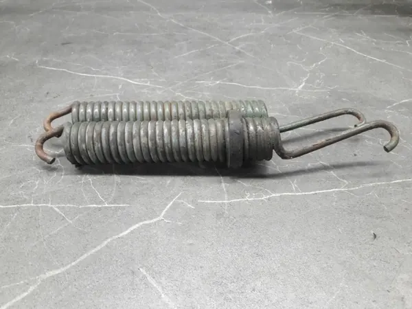 Muelles del capó Mercedes W123 - Piezas OEM usadas image 5