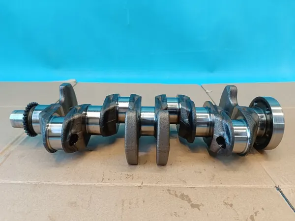 AUDI Q3 F3 SPORTBACK 1.4 TFSI e 110KW 2024 KURBELWELLE 04E105209A image 3