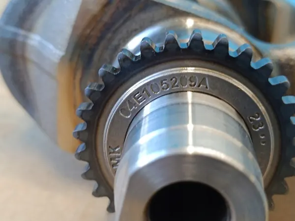 AUDI Q3 F3 SPORTBACK 1.4 TFSI e 110KW 2024 KURBELWELLE 04E105209A image 9