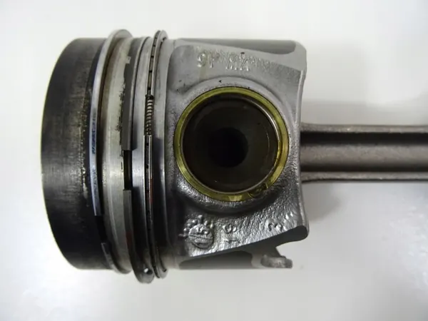 Biela VW Golf 7 VII Lift 2.0 TDI usado 2013-2019 image 7