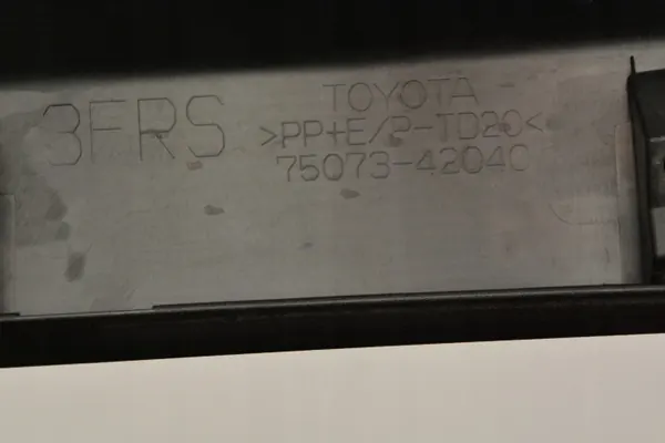 OEM 75073-42040 Fram höger dörrlist Toyota image 5