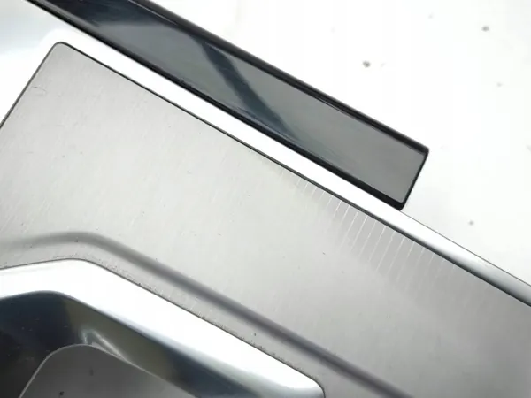 Garniture console centrale Land Rover Evoque II 2020 K8D2045K98A image 8