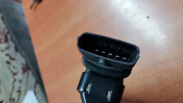 Bobina de ignição Delphi Opel Corsa C 1.0 12v image 3