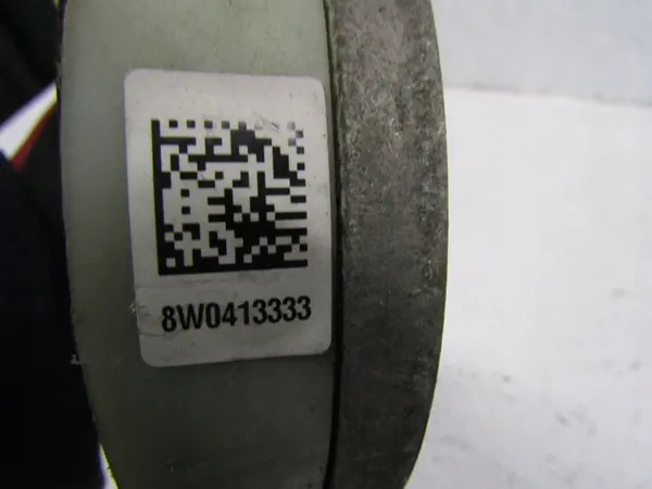 Audi A4 B9 Cuscinetto Ammortizzatore Anteriore 8W0413333 image 4
