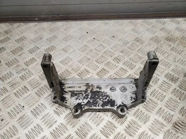 Support de boîte OEM 53022371AB pour Jeep Grand Cherokee image 2
