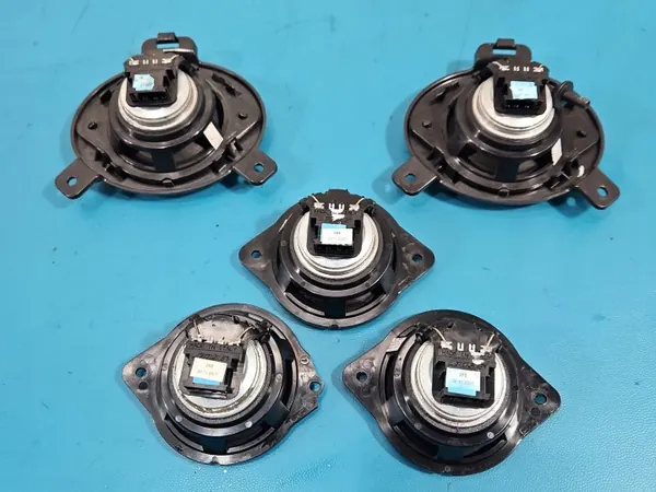Audi Q7 I Luidsprekers & Versterker Set OEM 4F0035412B image 10