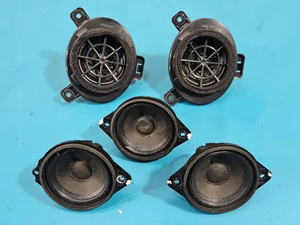 Audi Q7 I Luidsprekers & Versterker Set OEM 4F0035412B image 9