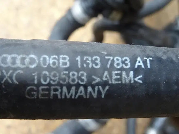 AUDI A4 B6 B7 1.8T Turbo Vakuumschläuche Set 06B133781H image 10