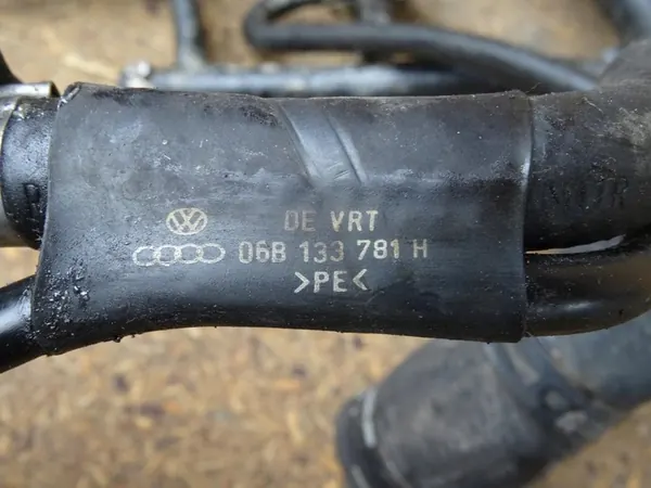 AUDI A4 B6 B7 1.8T Turbo Vakuumschläuche Set 06B133781H image 2