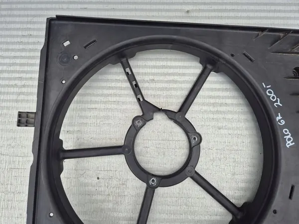 VW Audi Skoda Fläkt 6R0121207C image 3