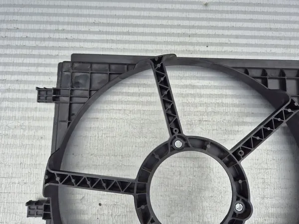 VW Audi Skoda Fläkt 6R0121207C image 7