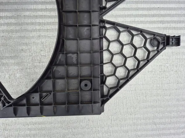 VW Audi Skoda Fläkt 6R0121207C image 9