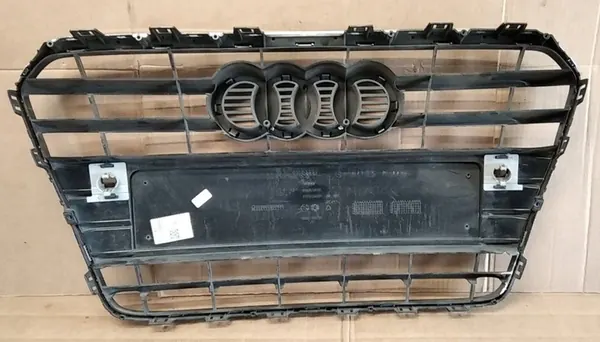 Audi A5 8T Front Bumper Grille Black Gloss OEM image 6