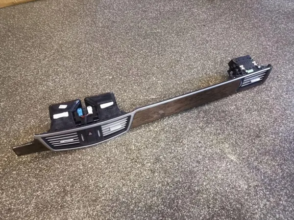 Mercedes-Benz Konsole Lufteinlass OEM A2126801427 image 2