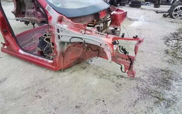 Renault Kadjar Oikea Neljännespaneeli OEM Wrakowisko-7747- image 3