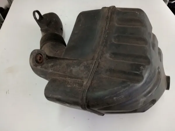 Volkswagen OE Ilmansuodattimen Kotelo image 4