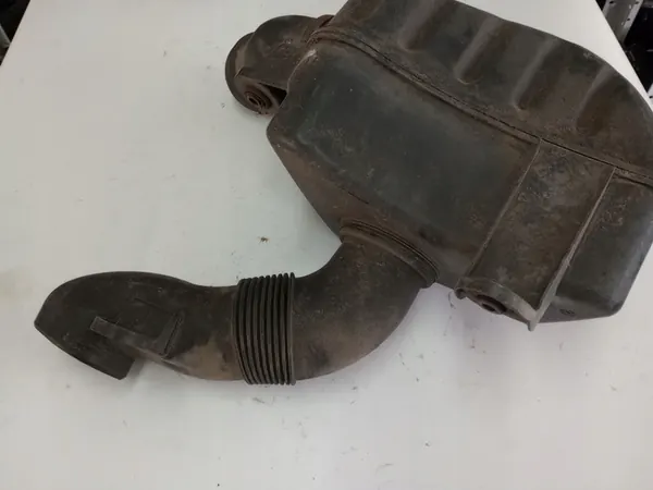 Volkswagen OE Ilmansuodattimen Kotelo image 5