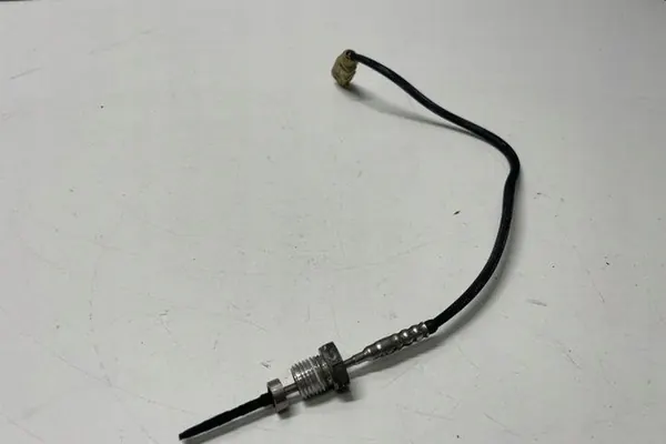 Sensor de temperatura de escape AUDI A5 SPORTBACK 3.0L diesel OEM image 2