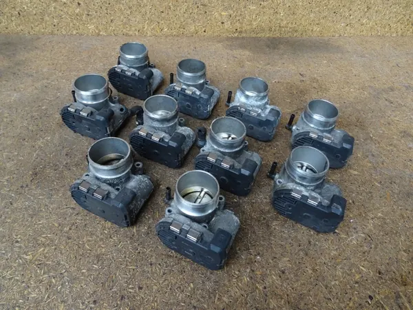 Corpo de borboleta AUDI TT 8N 1.8T 06A133062C image 5