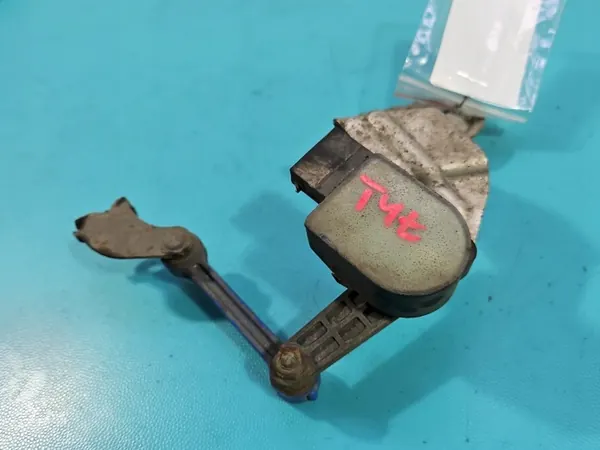 Xenon-Niveausensor Hinten OEM 8E0907503 für Seat Exeo image 3