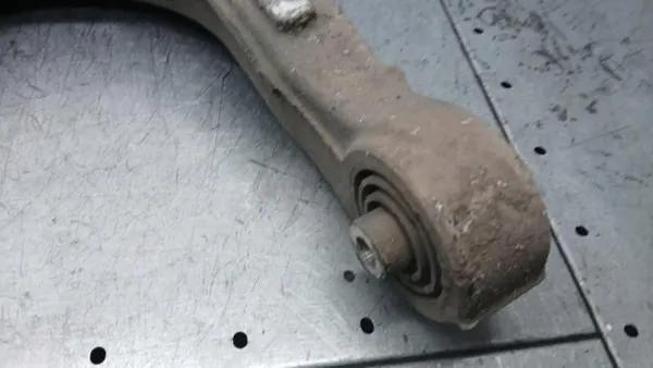 Braccio di Controllo Posteriore Destro Audi A8 D3 2005-2007 OE 4E0511512F image 2