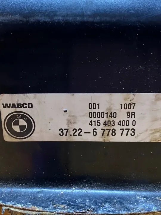 BMW 7-serien luftfjädringskompressor OEM 4154034000 image 3