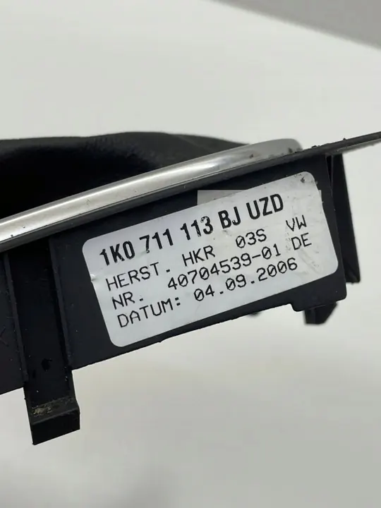 Volkswagen Jetta V 2007 Vaihdekeppi image 2