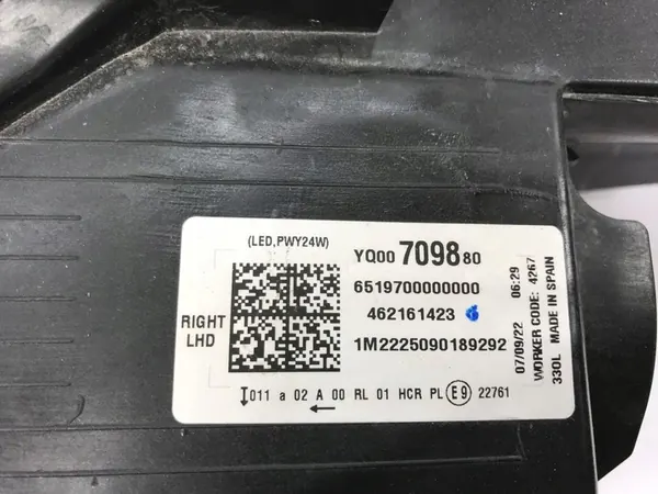 LÁMPARA LED DEL LADO DERECHO OPEL CROSSLAND X YQ00709880 image 10