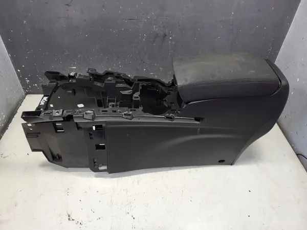 Renault Kadjar Centertunnel OEM 969109206R image 2
