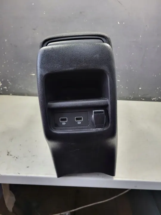 Renault Kadjar Centertunnel OEM 969109206R image 7