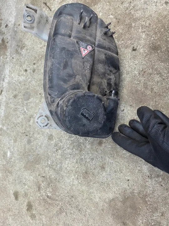 Expansietank Mercedes Vito W447 2.2 CDI A4475000049 image 3