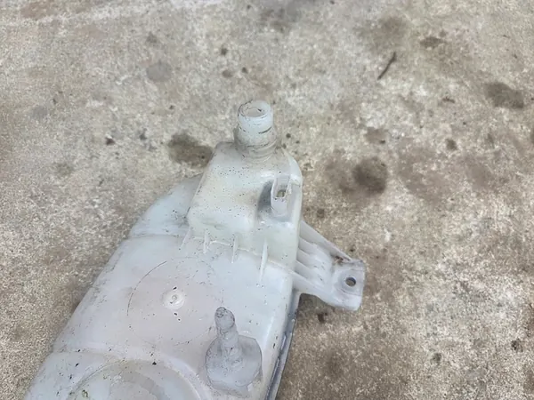 Expansietank Mercedes Vito W447 2.2 CDI A4475000049 image 4