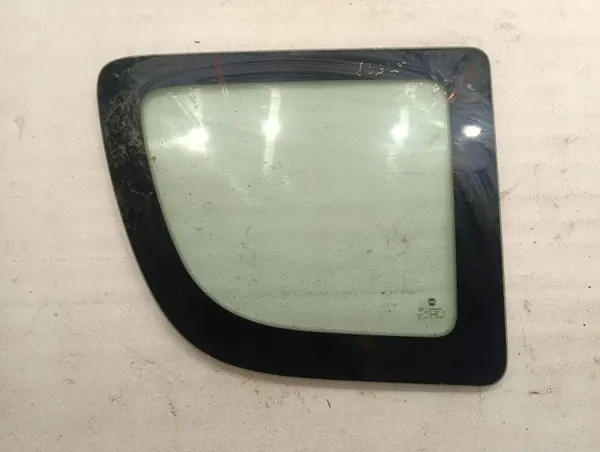 Ventana trasera derecha usada OEM 43R00097 Fiat Doblo Cargo image 3
