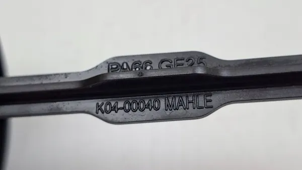 Couvercle de filtre à huile Hyundai i40 2012 K0400040 image 5