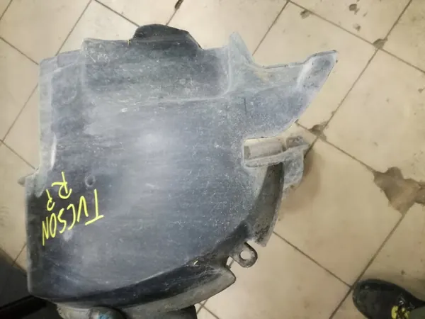 HYUNDAI TUCSON I 2004-2010 Right Front Wheel Arch image 2