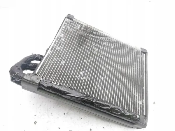 Lämmitysydin Audi A6 C7 OEM AMD153748 - Käytetty image 6