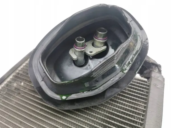 Lämmitysydin Audi A6 C7 OEM AMD153748 - Käytetty image 7