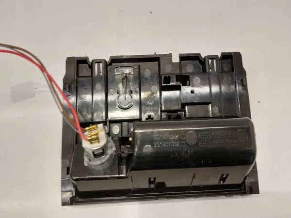 Cendrier VW Passat B8 Arteon OEM 3G1863284A image 7