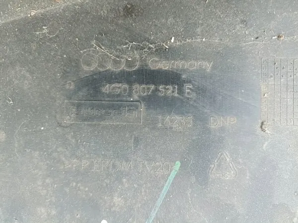 OEM 4G0807521E Diffuseur arrière Audi A6 C7 S Line 2011-2014 image 7