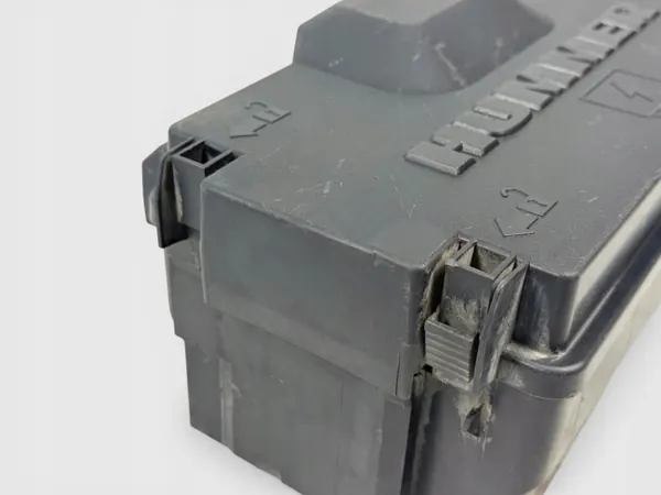 Zekeringkastdeksel OEM 11GM340A voor Hummer H3 06-10 image 4