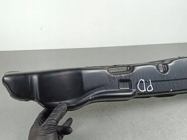 2025 Genesis GV70 Isolamento de Para-lama 84120 image 2