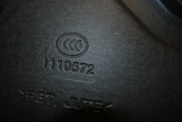Étagère de coffre arrière Dacia Spring OEM 799227251R image 8