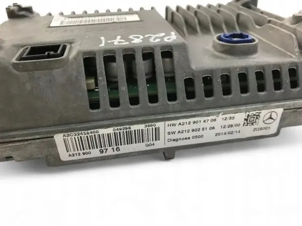 Mercedes-Benz navigointinäyttö OEM A2129009716 image 3