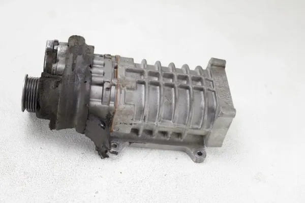 Federkompressor-Halterung VW Touran OEM 03C276 image 6