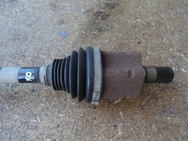 AUDI Q3 RSQ3 8U Vänster Framskaft 5N0407763F image 3