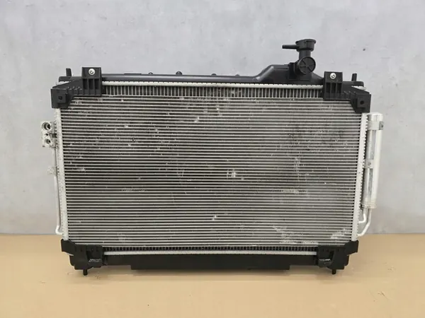 Conjunto de radiadores Mitsubishi Eclipse Cross 17- 1350A913 image 2