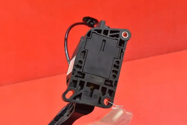 Pédale d'accélérateur OEM 9685216080 pour Citroen C5 II image 4