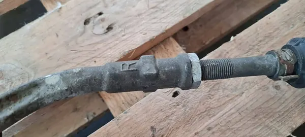 Audi A6 Extremidade de direção direita OE 8W0423812C image 10